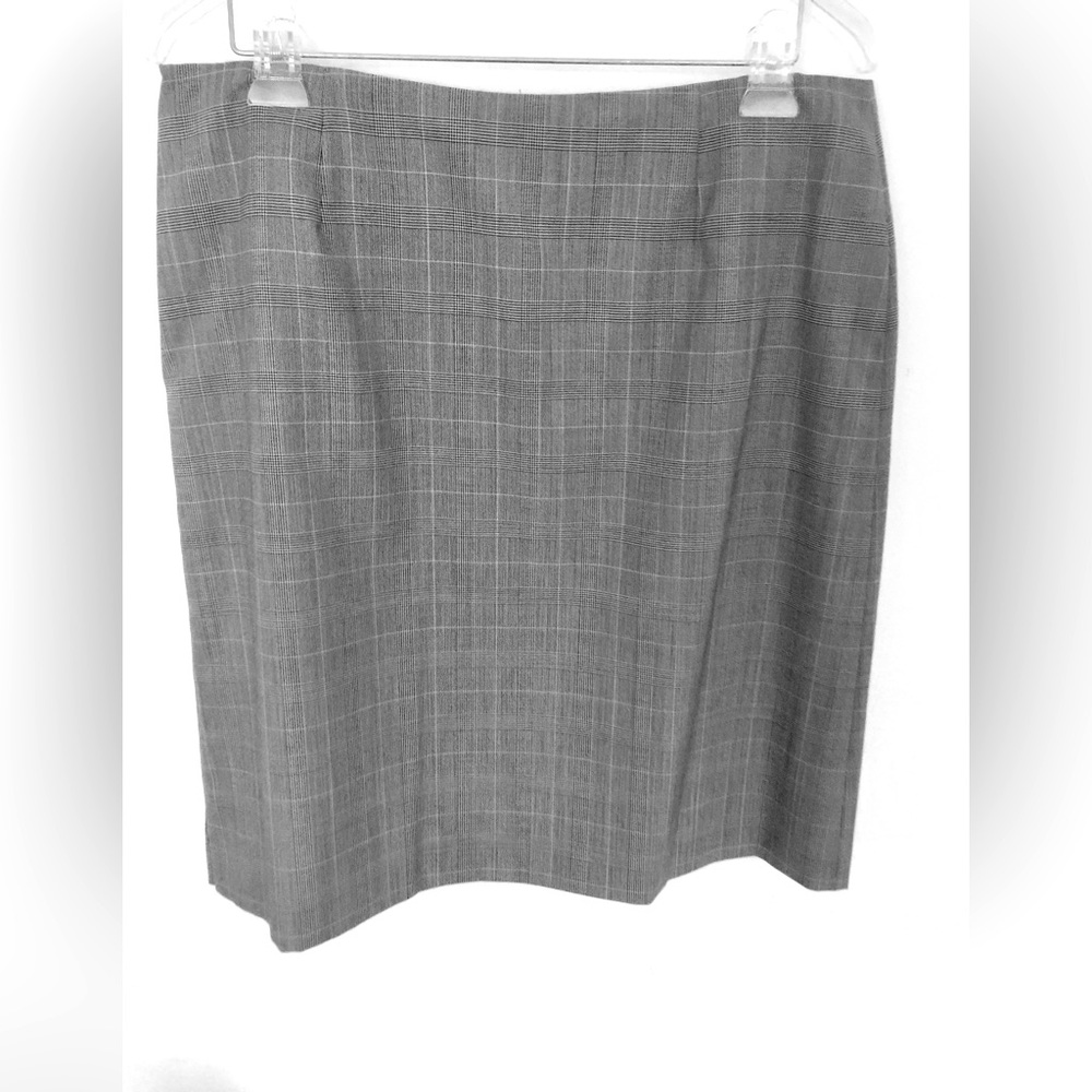 Light gray wool plaid mini pencil skirt with thin stripes in violet color US 12